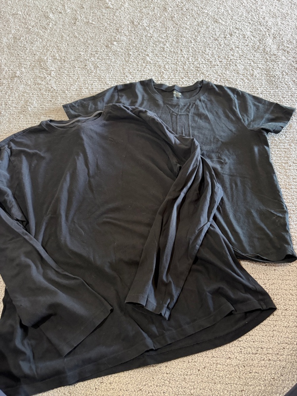 Madewell Black short Sleeve Tee and Banana Republic long  Sleeve Tee. Fits XL